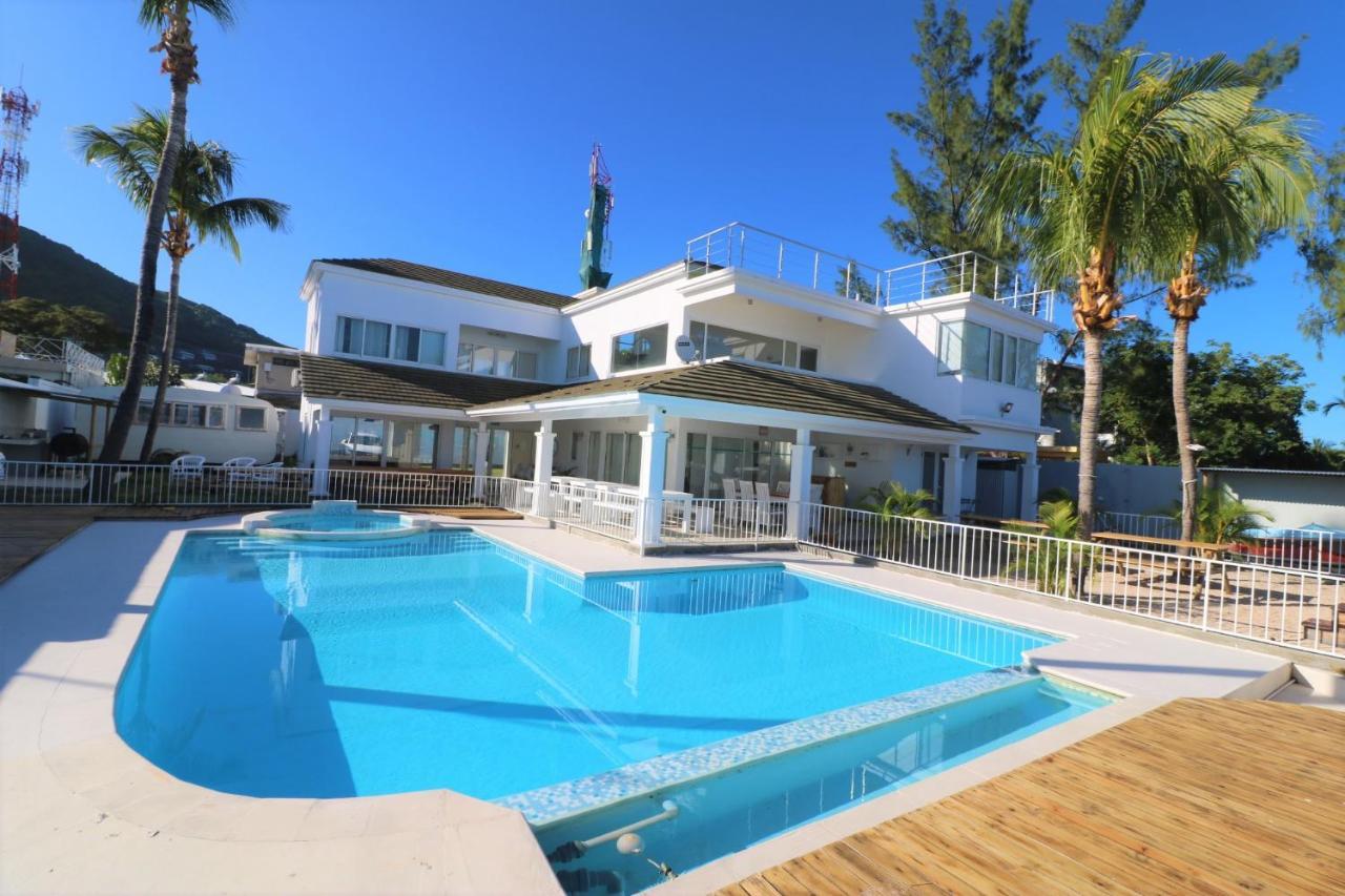 The Beach House - West Coast Mauritius ริวิแยร์นัวร์ ภายนอก รูปภาพ
