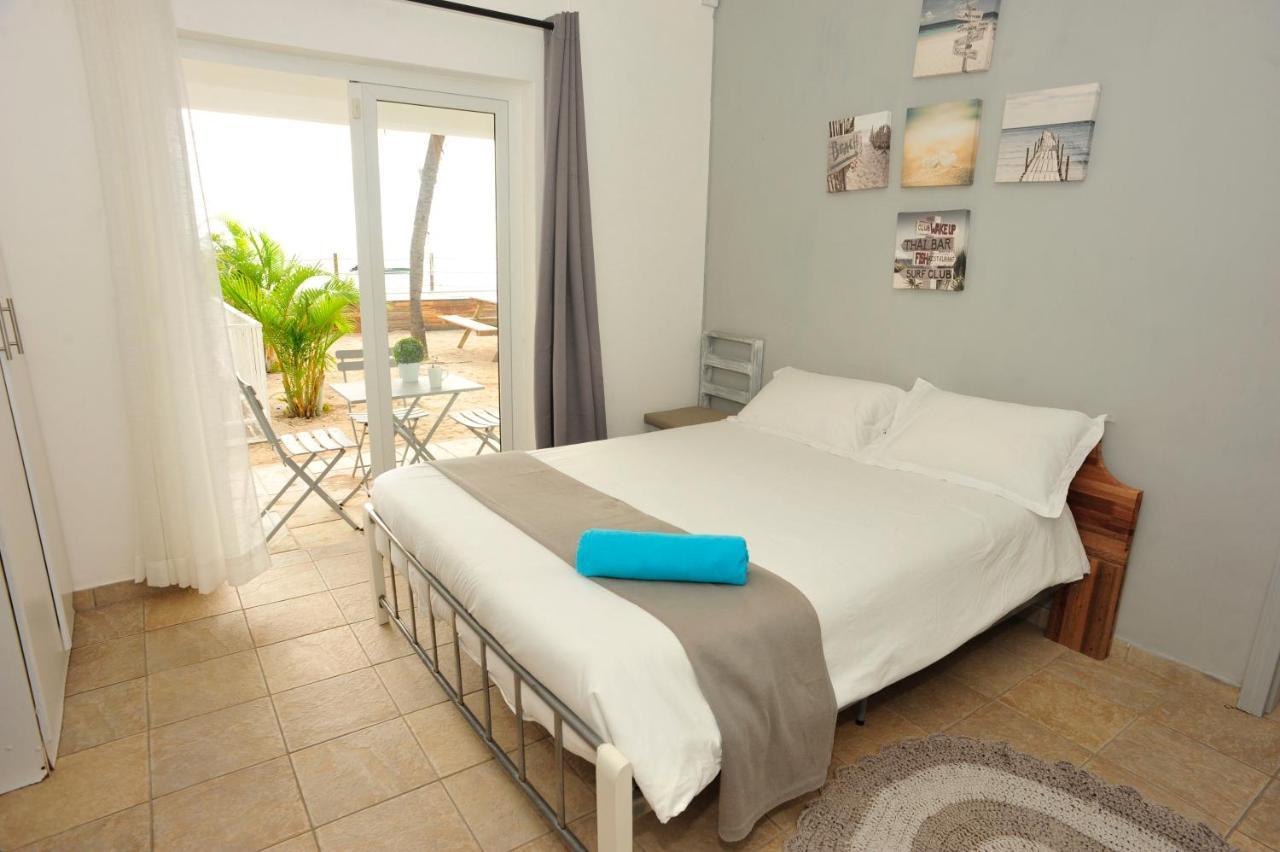 The Beach House - West Coast Mauritius ริวิแยร์นัวร์ ภายนอก รูปภาพ