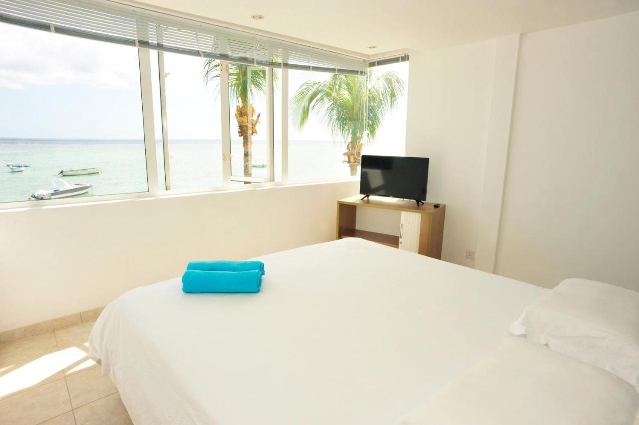 The Beach House - West Coast Mauritius ริวิแยร์นัวร์ ภายนอก รูปภาพ