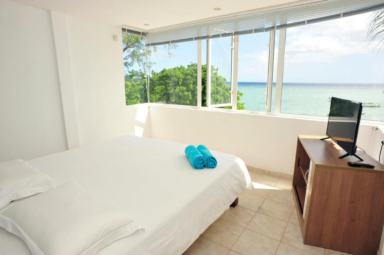 The Beach House - West Coast Mauritius ริวิแยร์นัวร์ ภายนอก รูปภาพ
