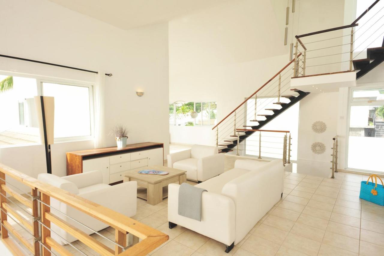 The Beach House - West Coast Mauritius ริวิแยร์นัวร์ ภายนอก รูปภาพ